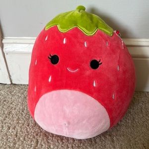 Took tag off but I just used it for decoration, strawberry good condition.